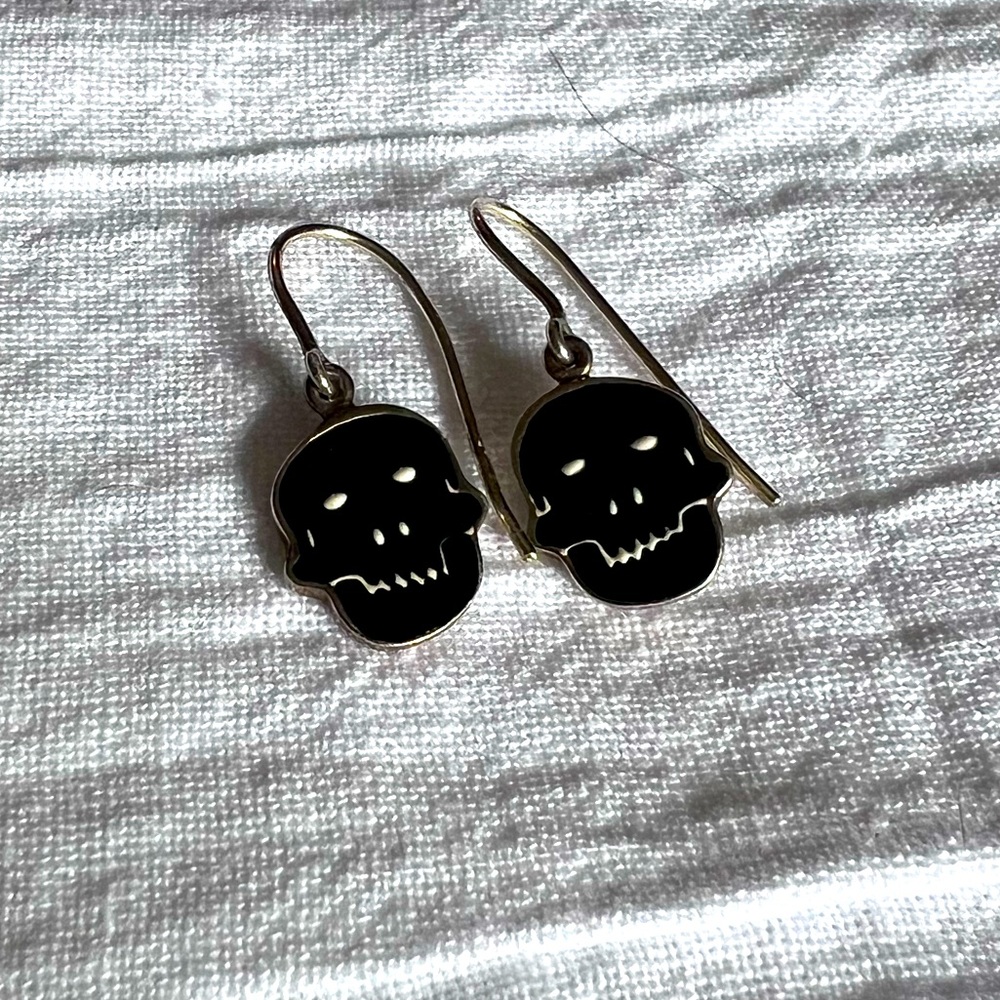 Pair of Enamel & Sterling Silver Skull Earrings 💀🖤💀